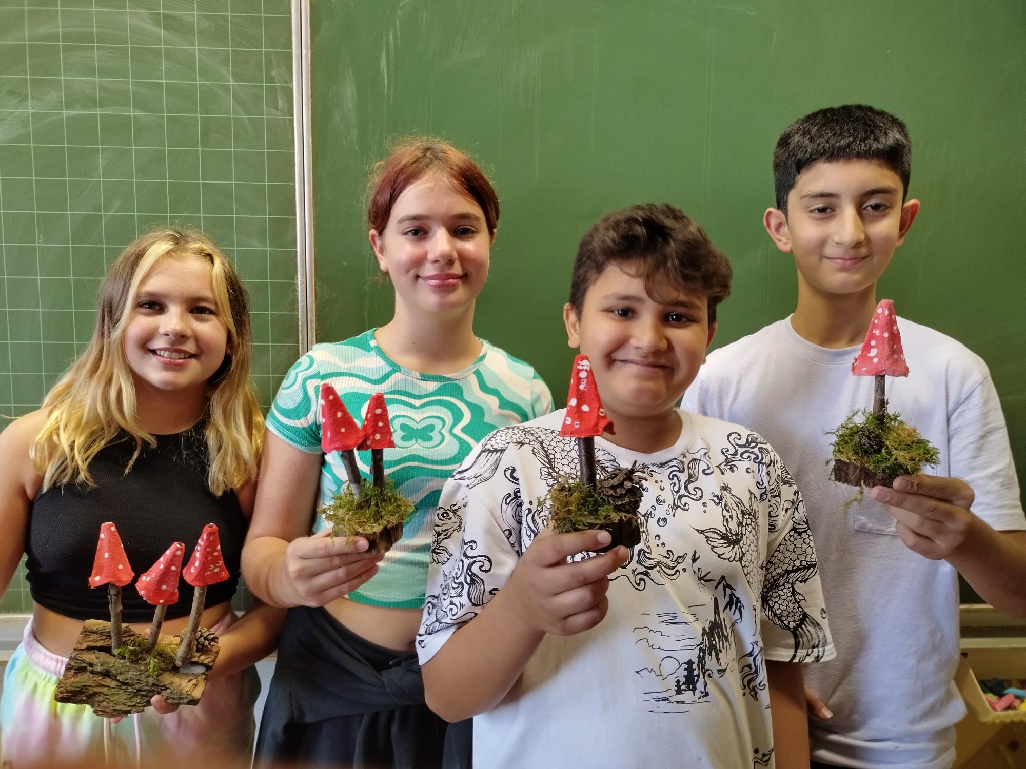 Lina Todt, Selina Schachl, Mohamad Quassir Alzeil, Obaidullah Baba Khel