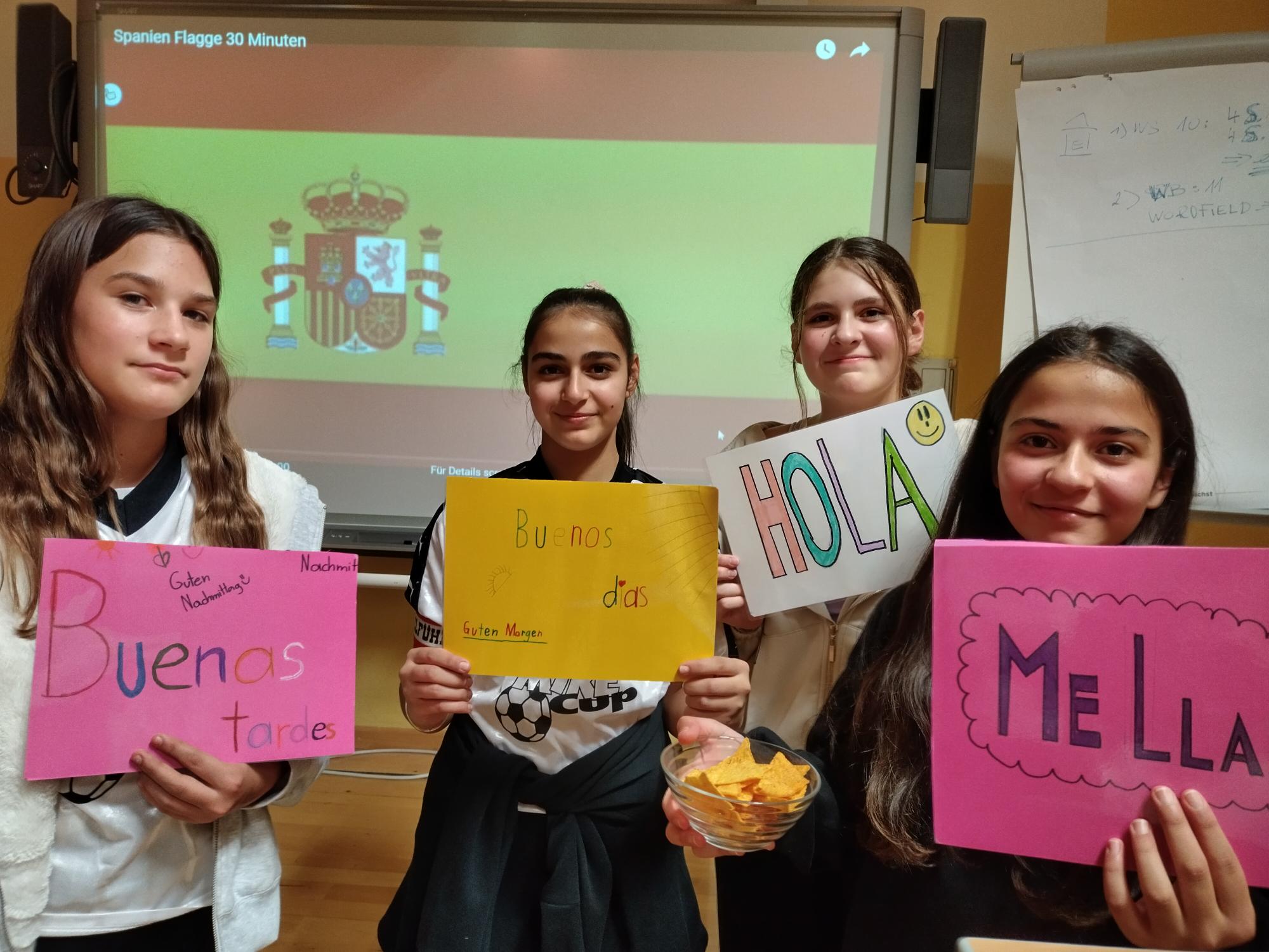 Annika Bugl, Fatma Cansiz, Carina Krickl, Nisa Cansiz
